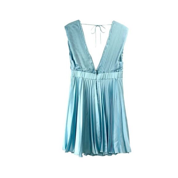 NEW Abercrombie & Fitch Best Dressed Guest Collection Plunge Pleated Mini Dress - Picture 9 of 11